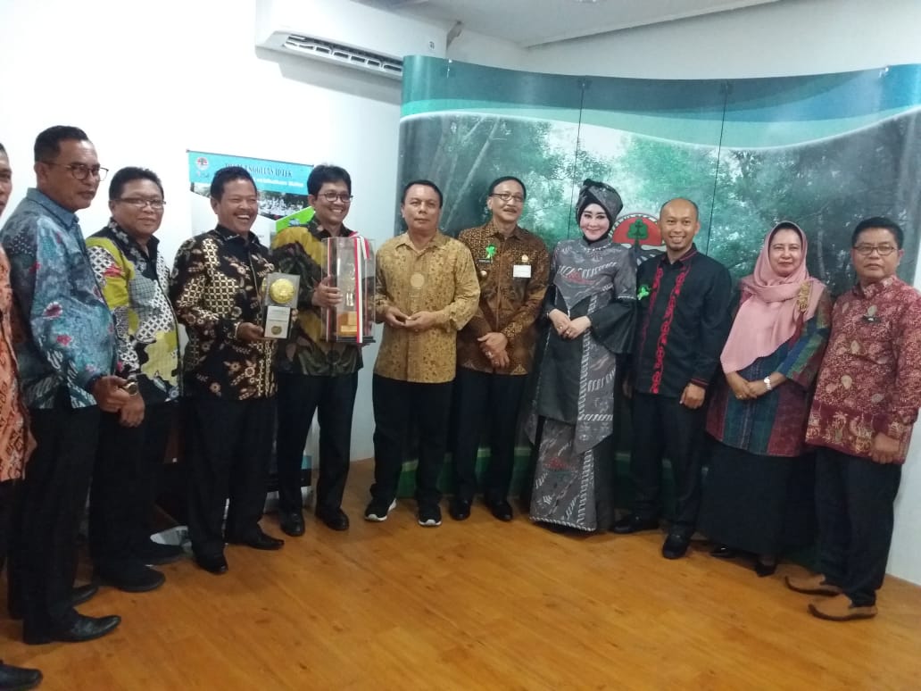 KABUPATEN PESISIR SELATAN KEMBALI MERAIH PIALA ADIPURA TAHUN 2018