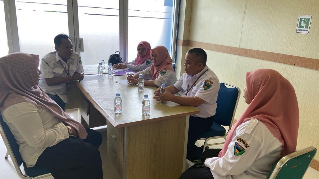 Kunjungan Dinas Kearsipan dan Perpustakaan Kabupaten Pesisir Selatan Dalam Rangka Visitasi Penilaian